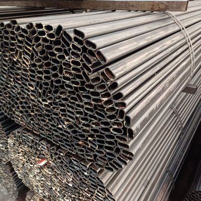 Tubo in acciaio senza saldatura 12m Tubo in acciaio al carbonio Laminato a caldo Tubo in ferro nero per uso strutturale