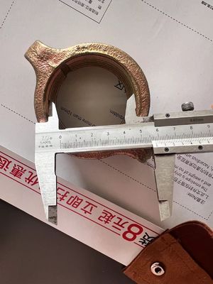 Accessori di coffratura Noce di ghisa galvanizzata per base a jack regolabile