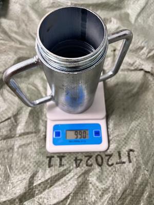 Dado regolabile per puntelli di sostegno e parti