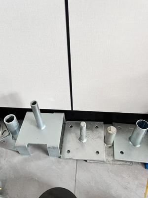 Piastra di base a vite regolabile in acciaio per ponteggio di tipo fisso per puntello di ponteggio