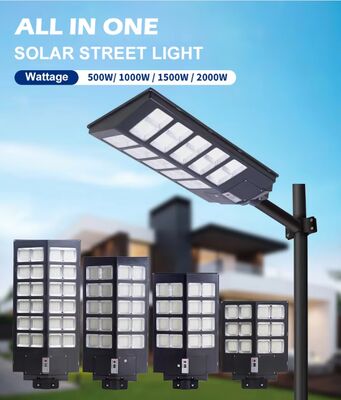 Lampione stradale solare all'aperto LED che illumina il controllo automatico della durata della vita lunga economizzatrice d'energia di alta efficienza
