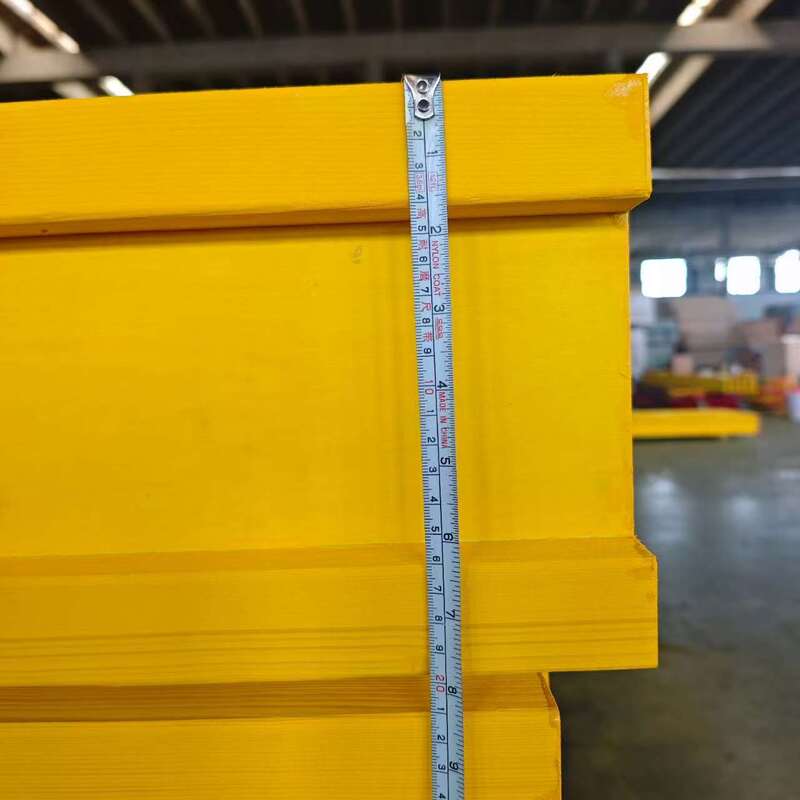 Materiale da costruzione verniciato di colore giallo Legno H20 Legno per il progetto di costruzione di incastramenti