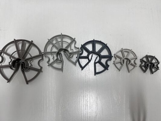 Dispositivo di separazione delle ruote di rivestimento universale in PP di alta qualità Dispositivo di separazione delle sedie di rivestimento in plastica per cemento